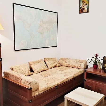 Apartment Captain Nemo Praha Bagian luar foto