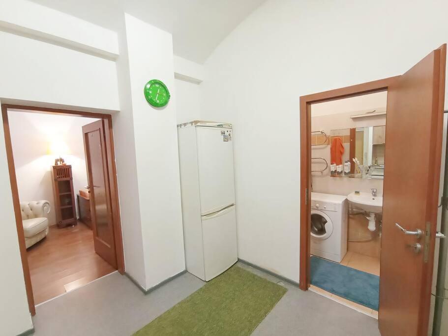 Apartment Captain Nemo Praha Bagian luar foto